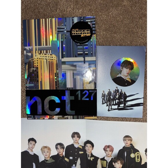 NCT 127 Superhuman Album Yuta Circle Card and Poster Kpop - Picture 2 of 9